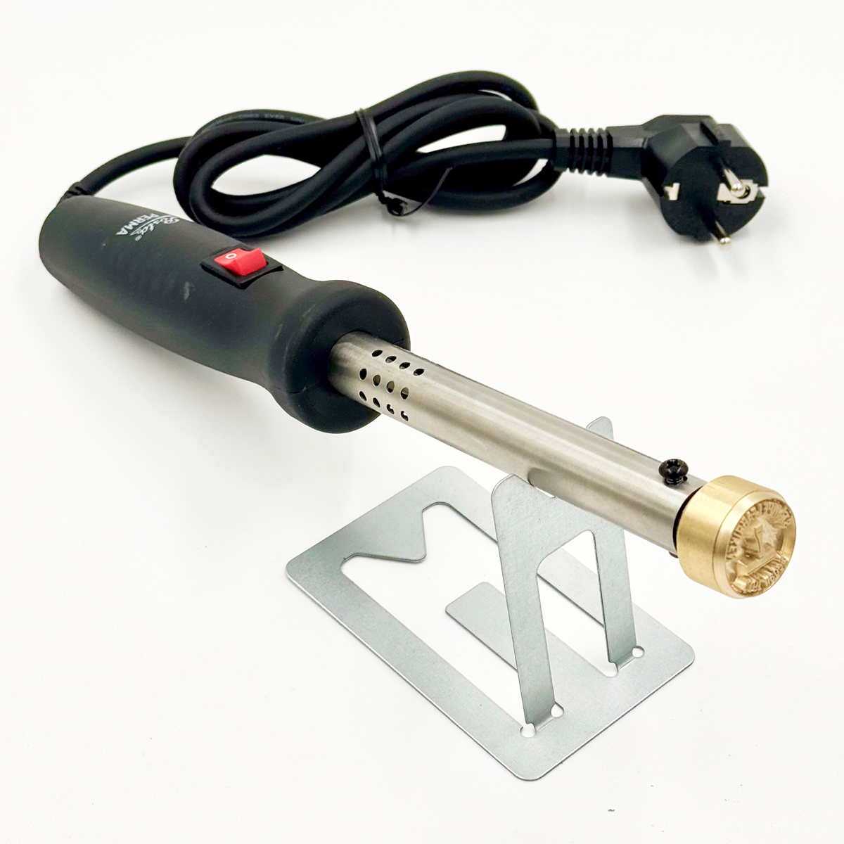 Valfri gravyr i mässing med effektanpassad elektrisk kolv